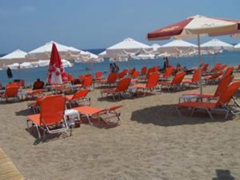 Francisco Beach Hotel Айос-Андреас Экстерьер фото