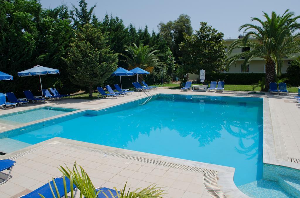 Francisco Beach Hotel Айос-Андреас Экстерьер фото